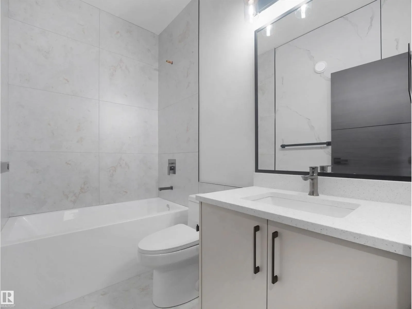 348 ROBERTS WD