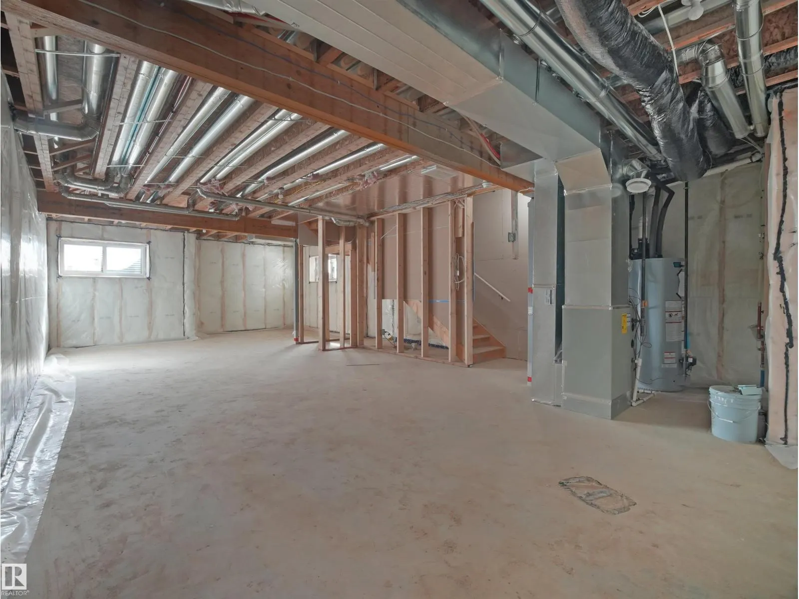348 ROBERTS WD