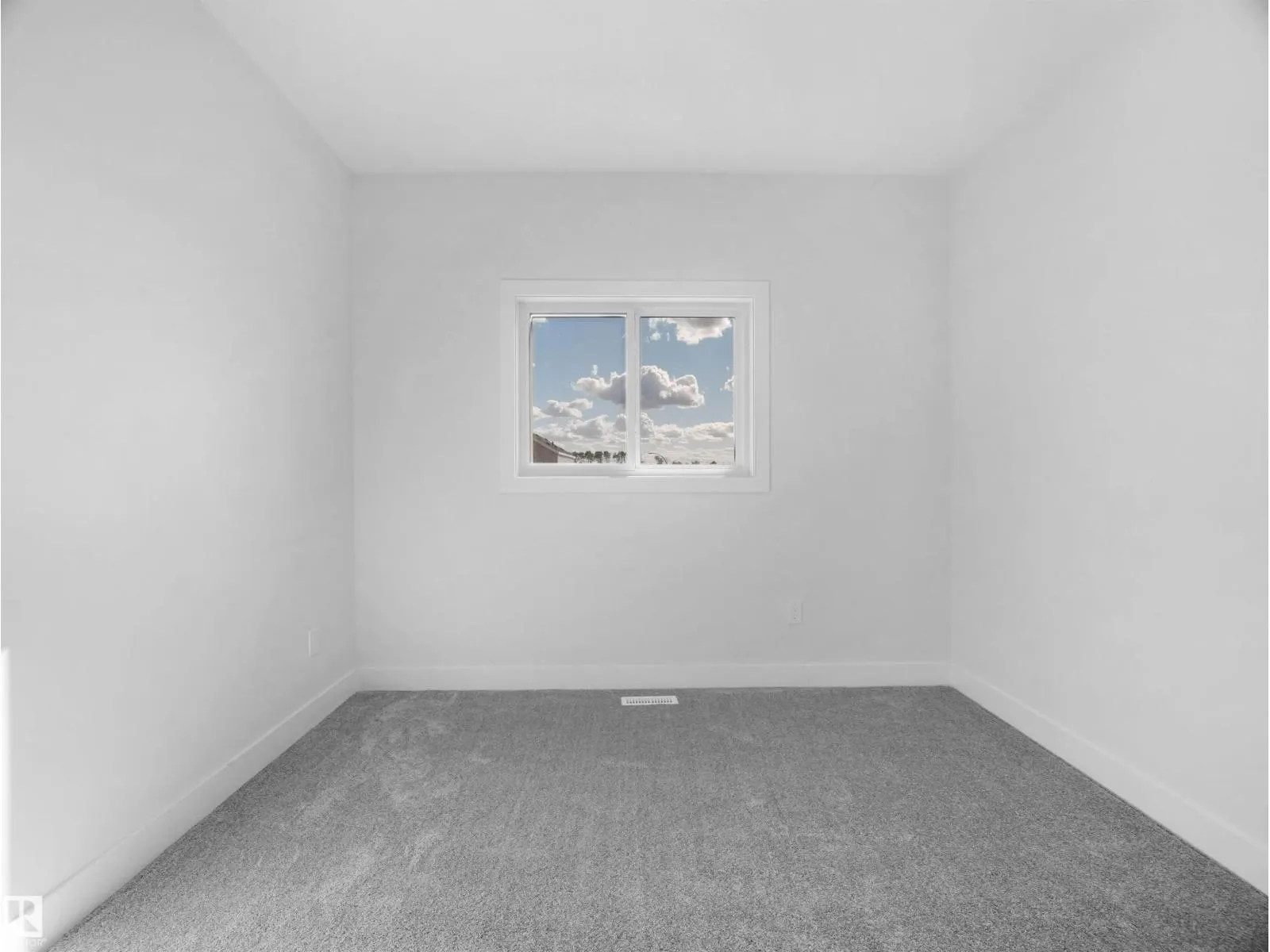 348 ROBERTS WD