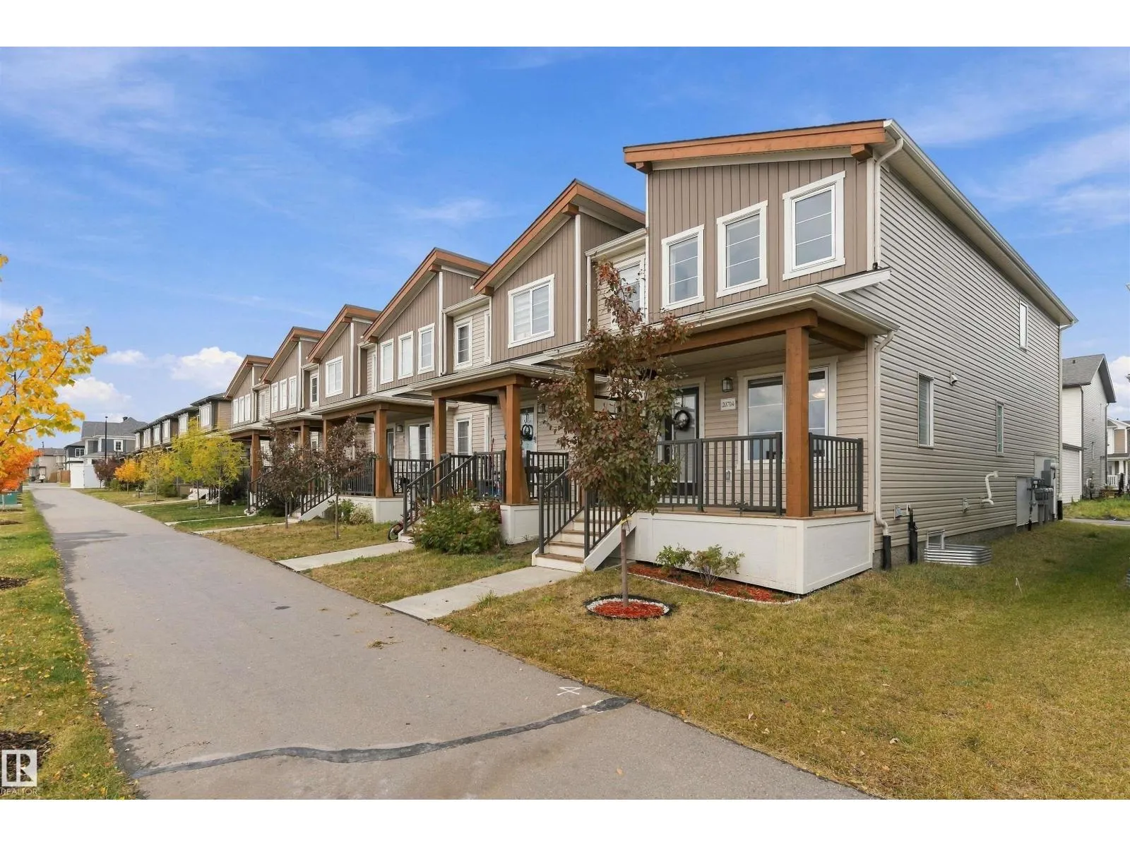 20704 19 AV NW NW