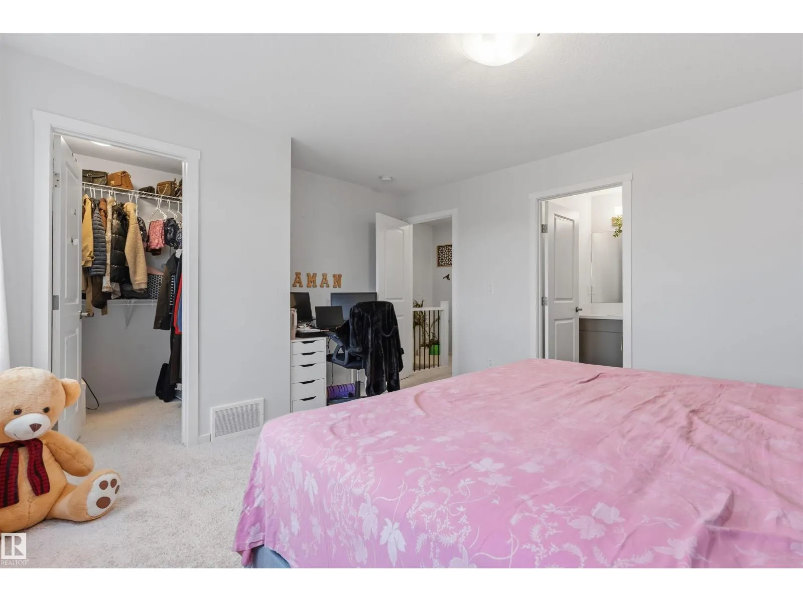 20704 19 AV NW NW