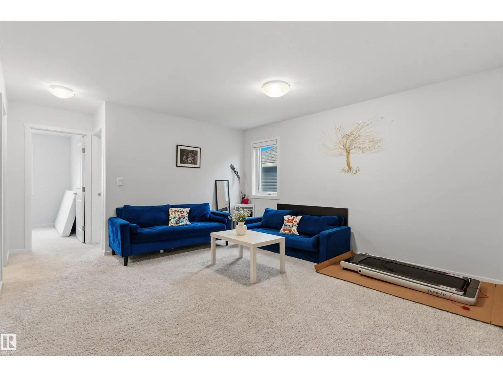 20704 19 AV NW NW