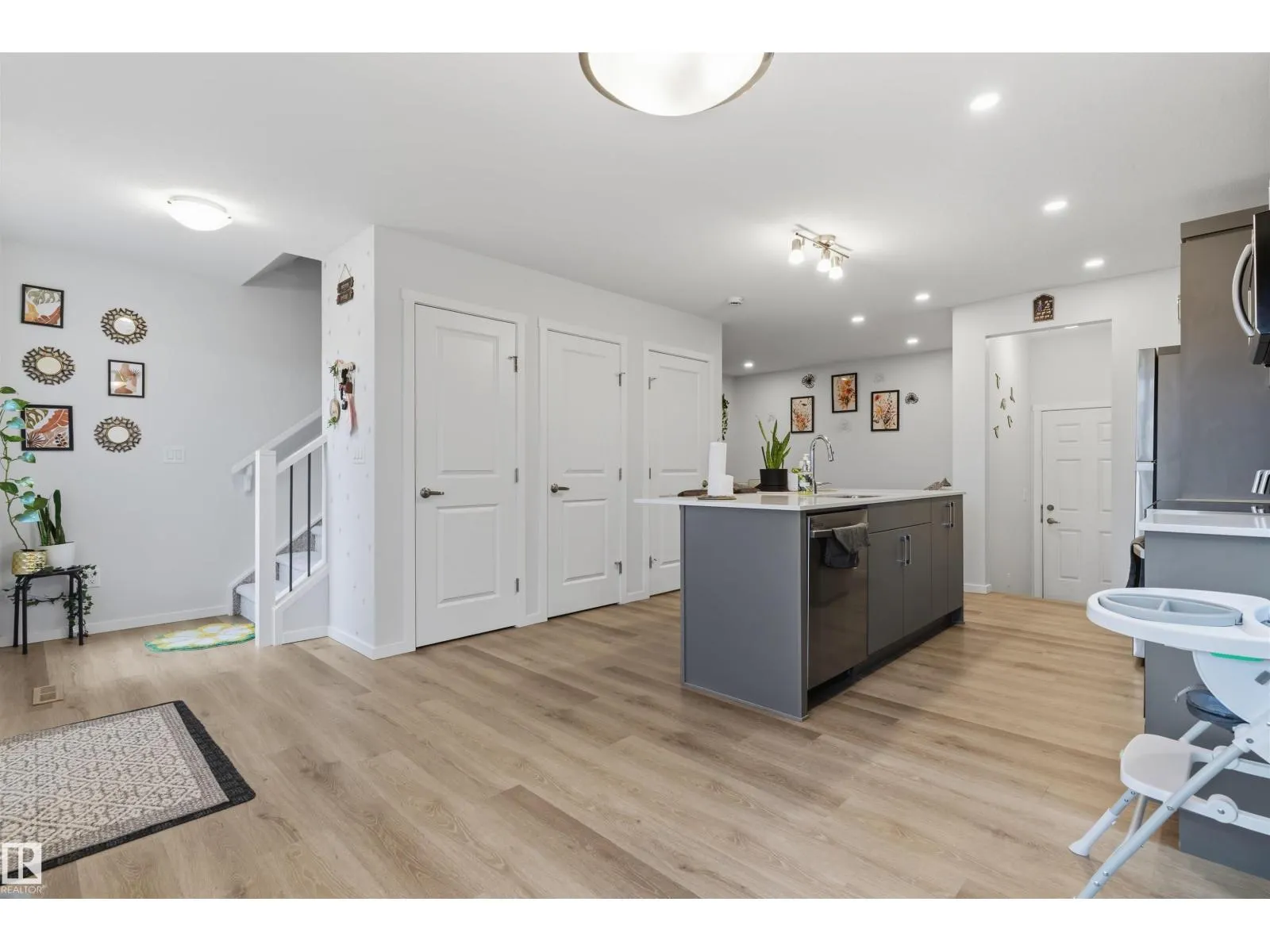 20704 19 AV NW NW