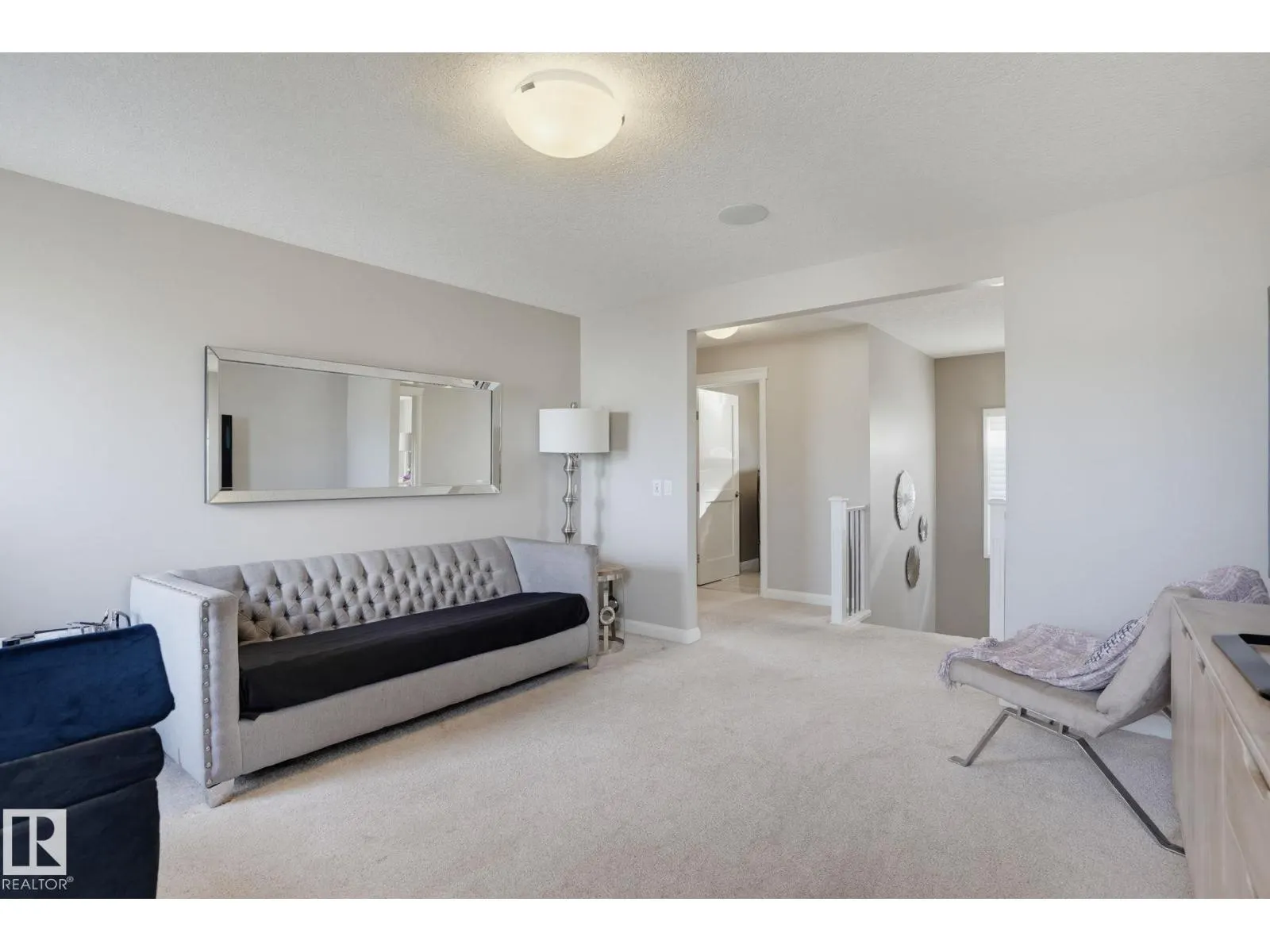 9448 228 ST NW