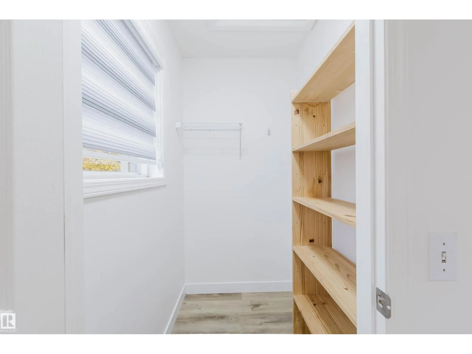 #85 10909 106 ST NW