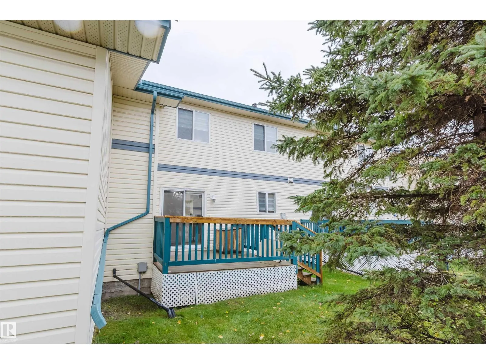 #85 10909 106 ST NW