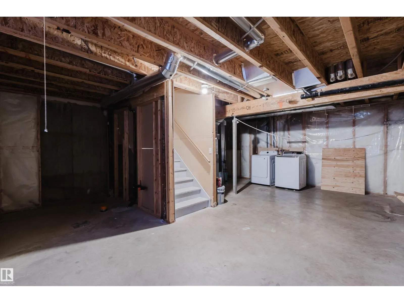 #85 10909 106 ST NW
