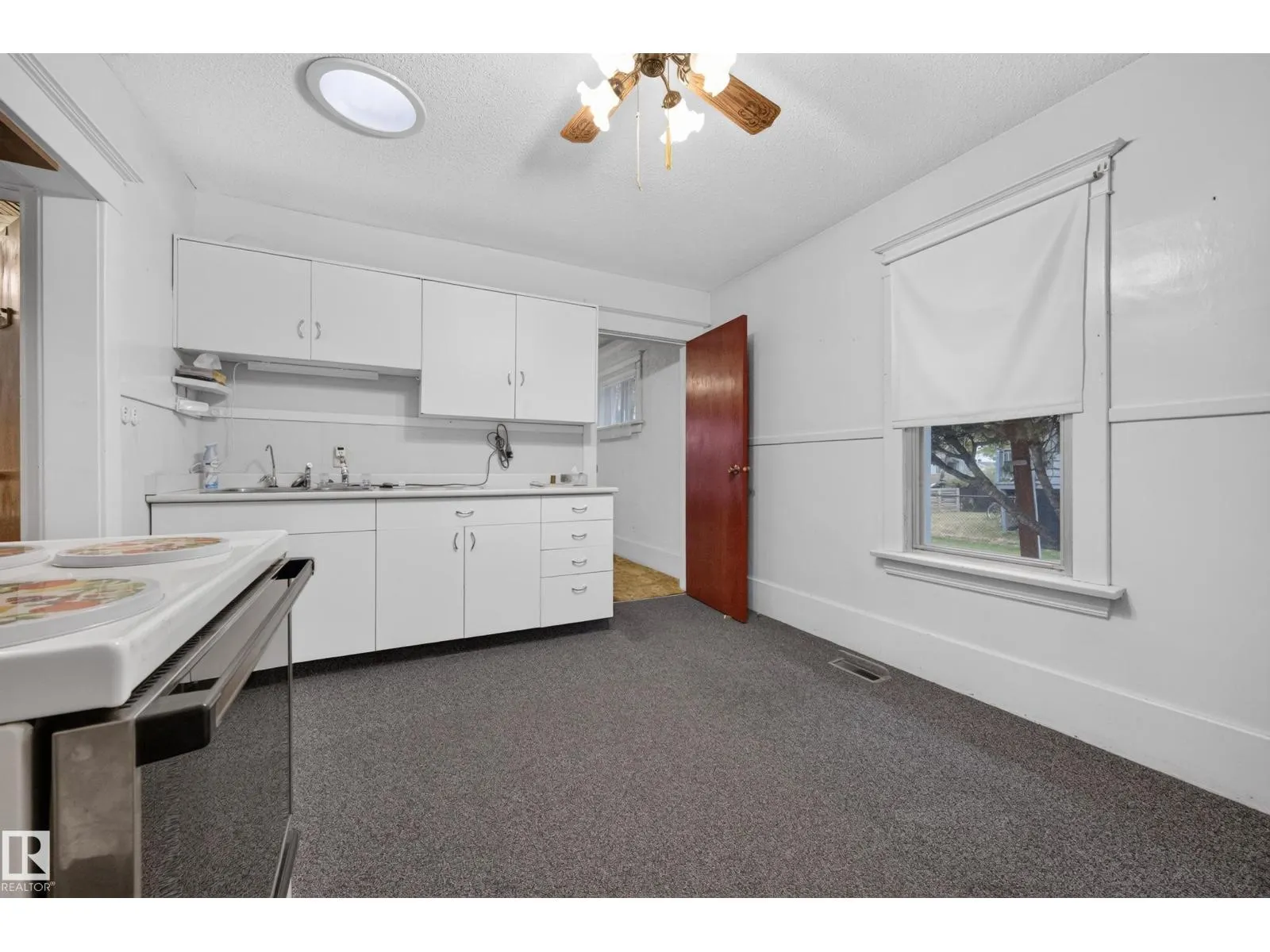 12736 116 ST NW