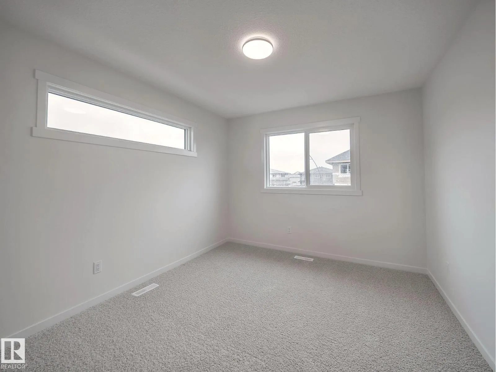 2420 205 ST NW