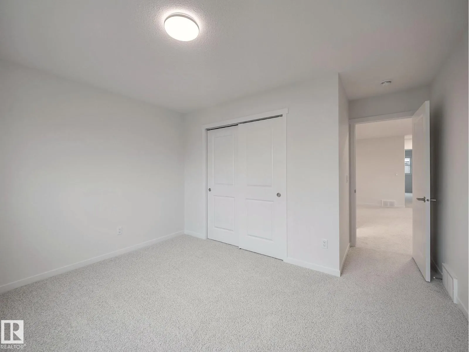 2420 205 ST NW