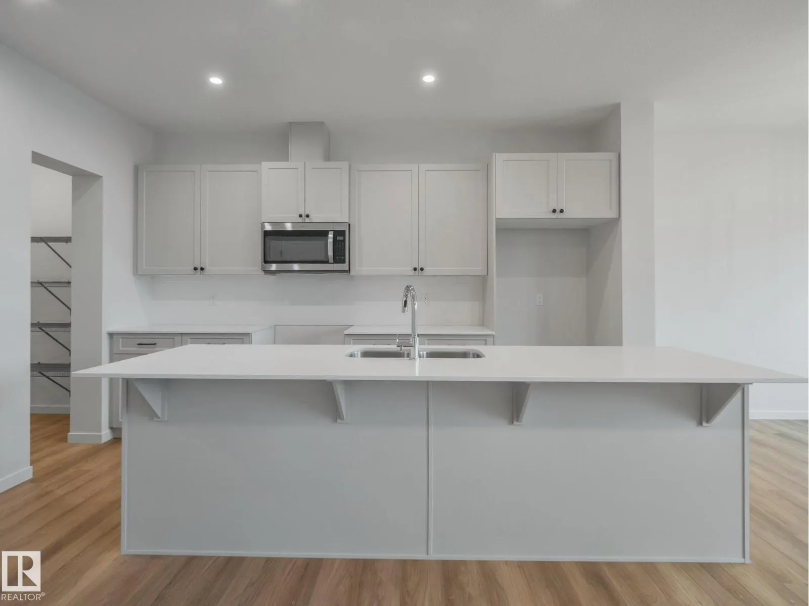20735 24 AV NW