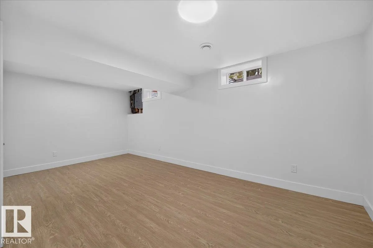 13246 59 ST NW