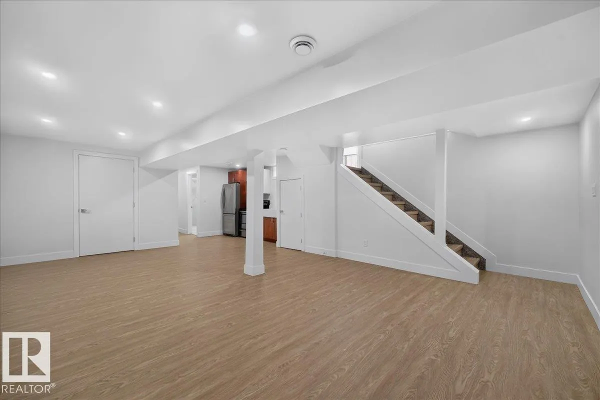 13246 59 ST NW