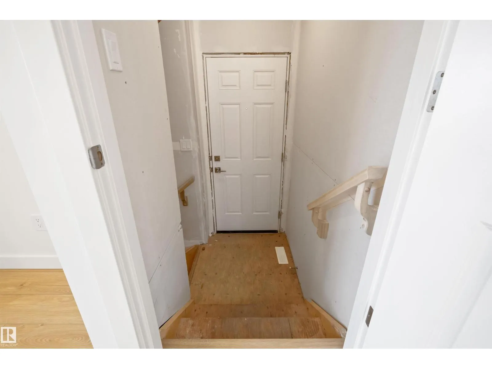 127 SERENO LN
