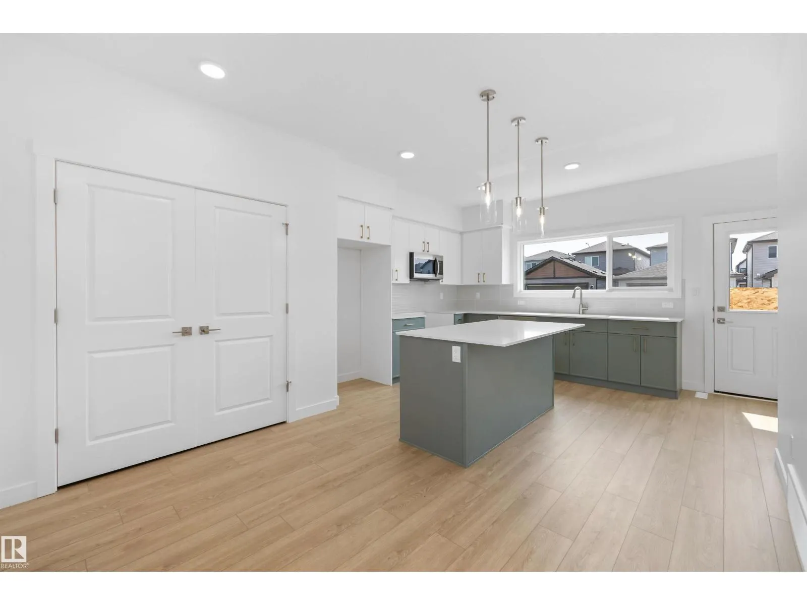 127 SERENO LN