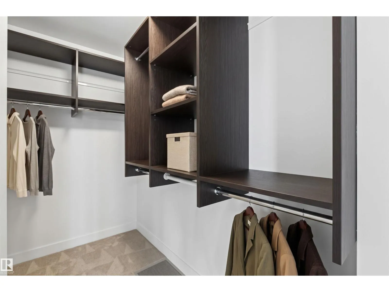 #203 9720 106 ST NW