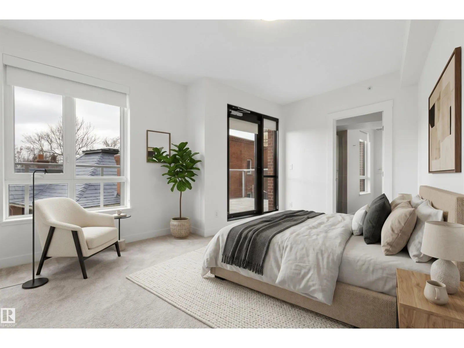 #203 9720 106 ST NW
