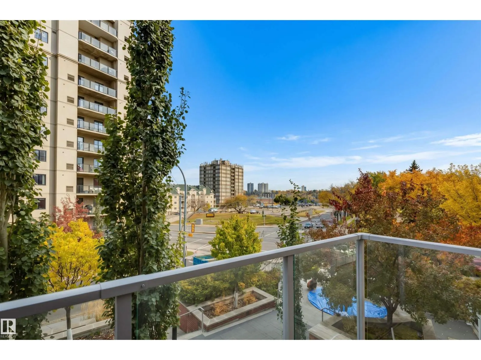#203 9720 106 ST NW