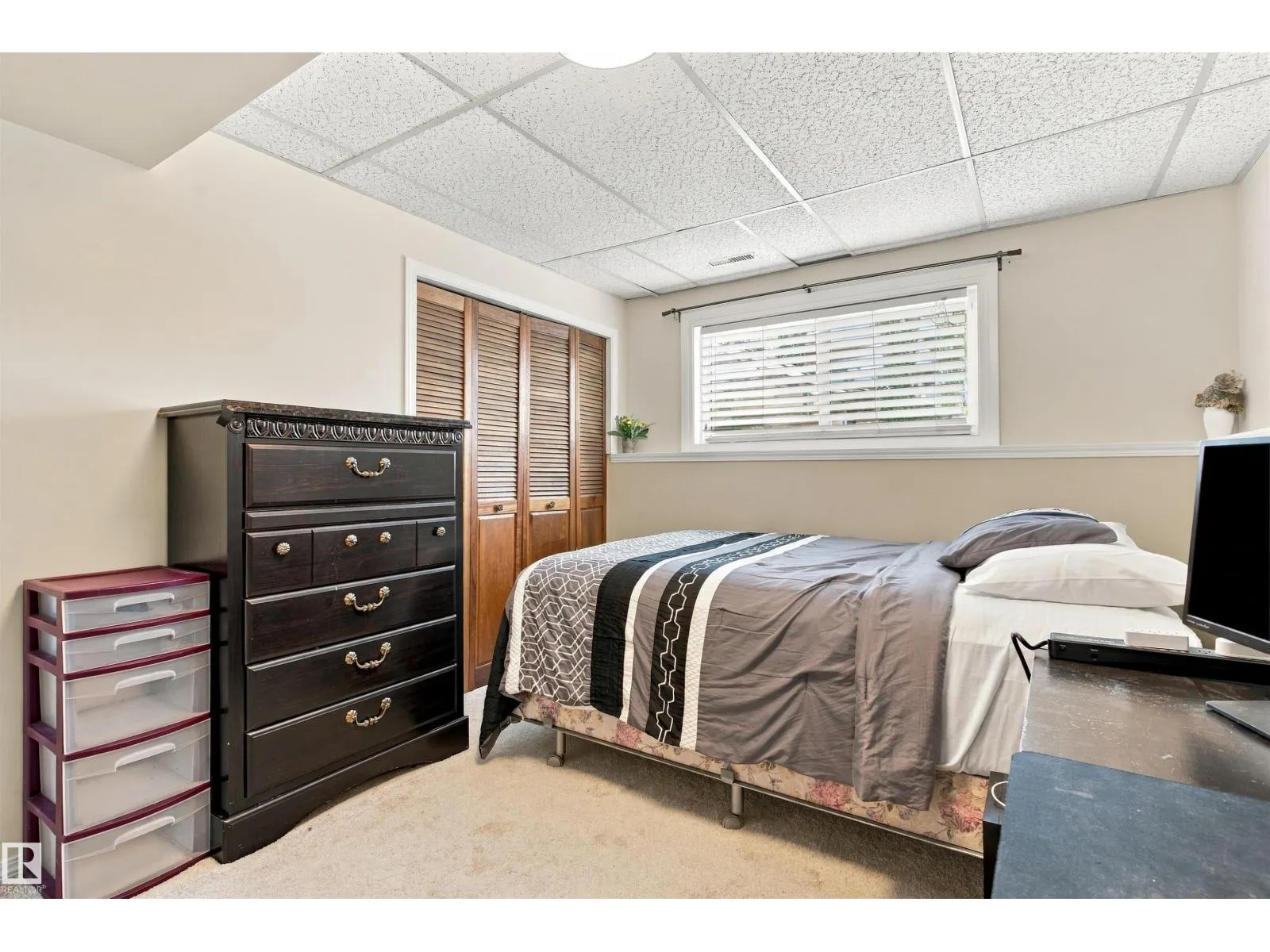 18208 99 AV NW