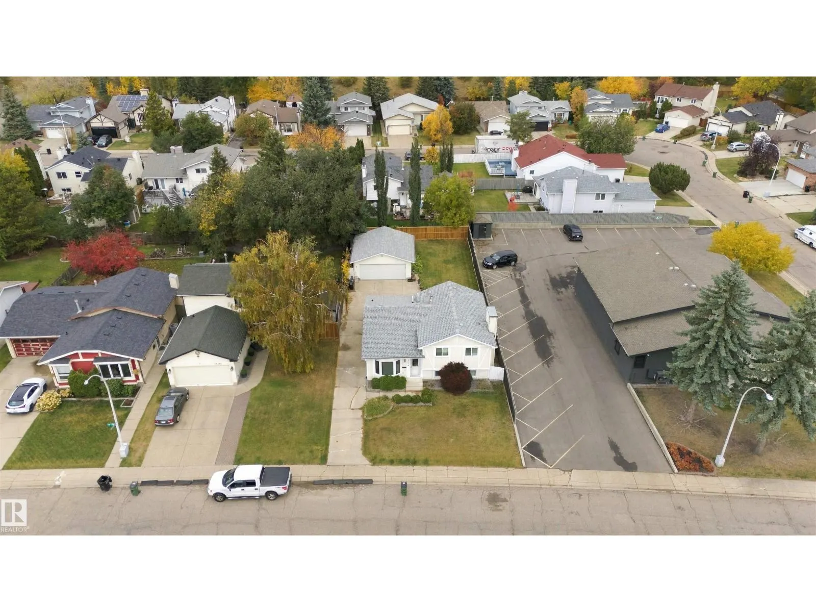 18208 99 AV NW