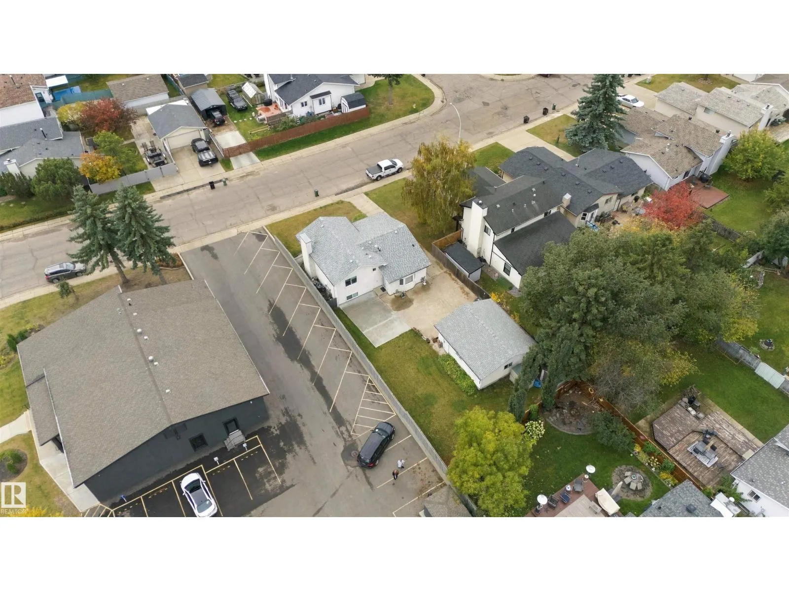 18208 99 AV NW