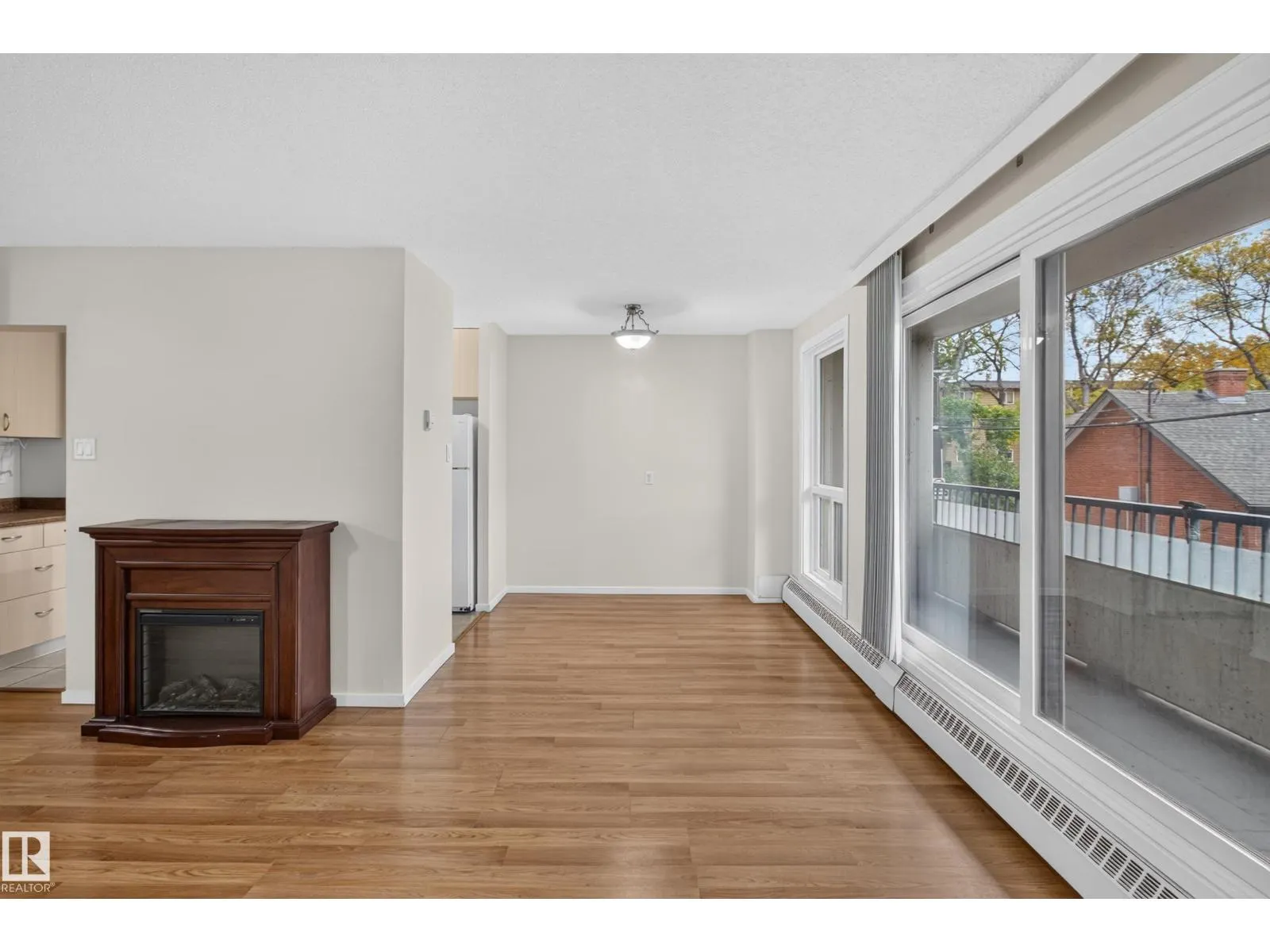 #206 10175 114 ST NW