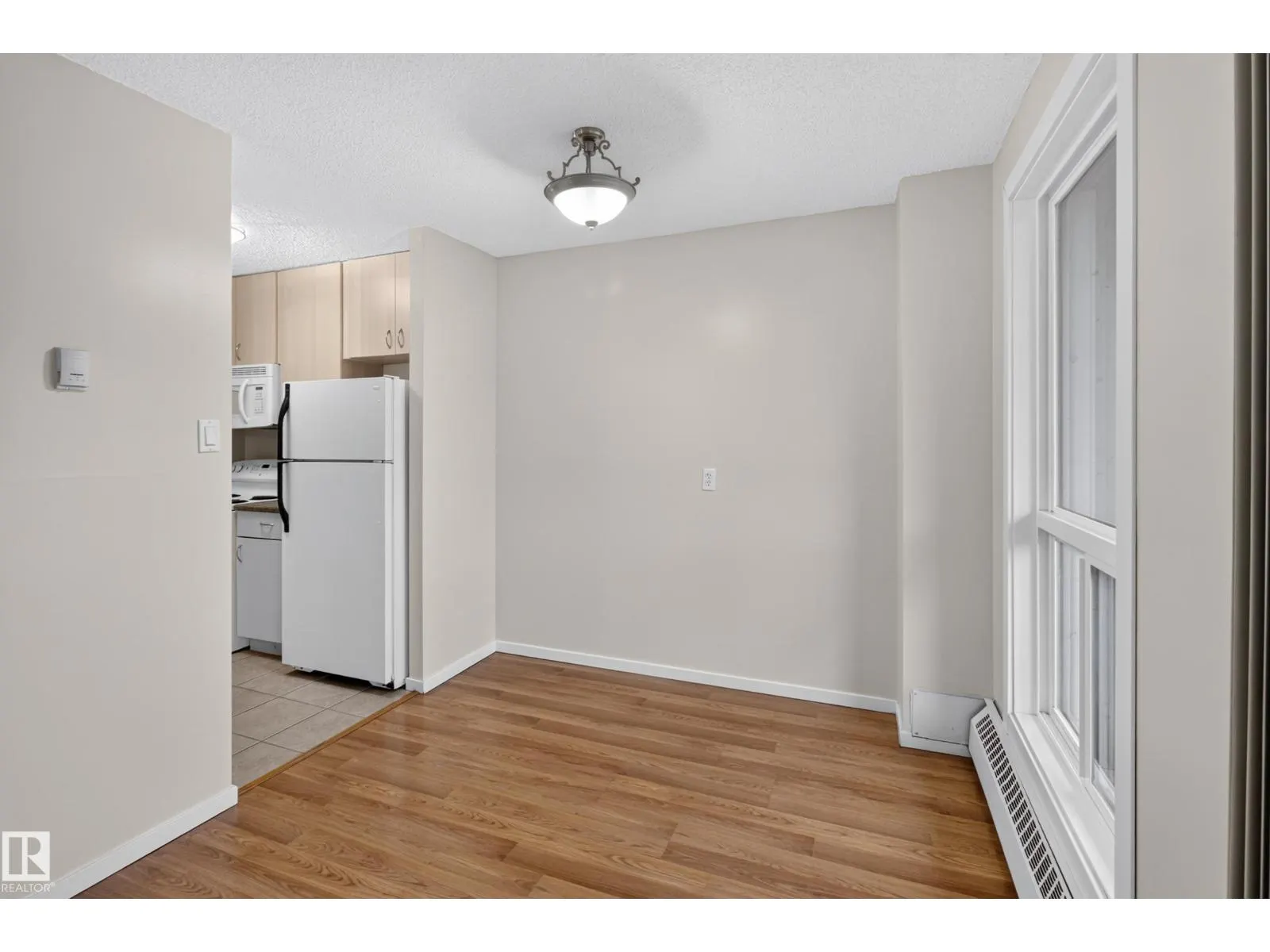 #206 10175 114 ST NW