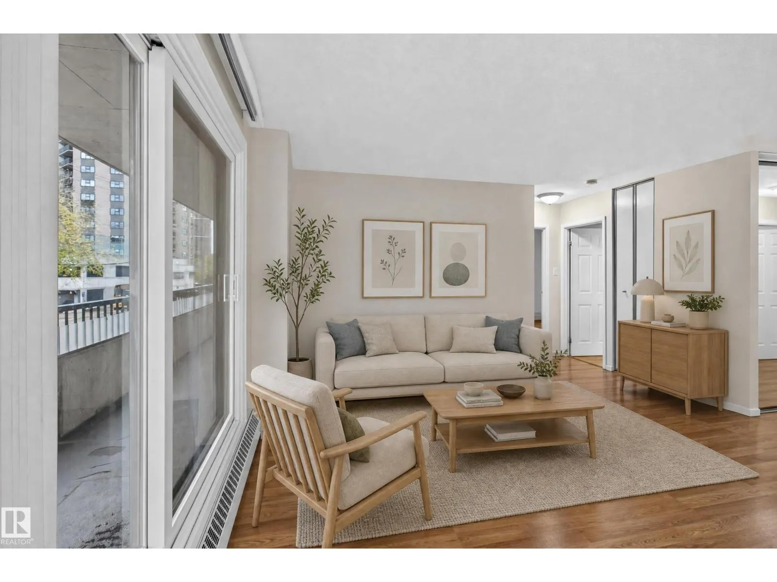 #206 10175 114 ST NW