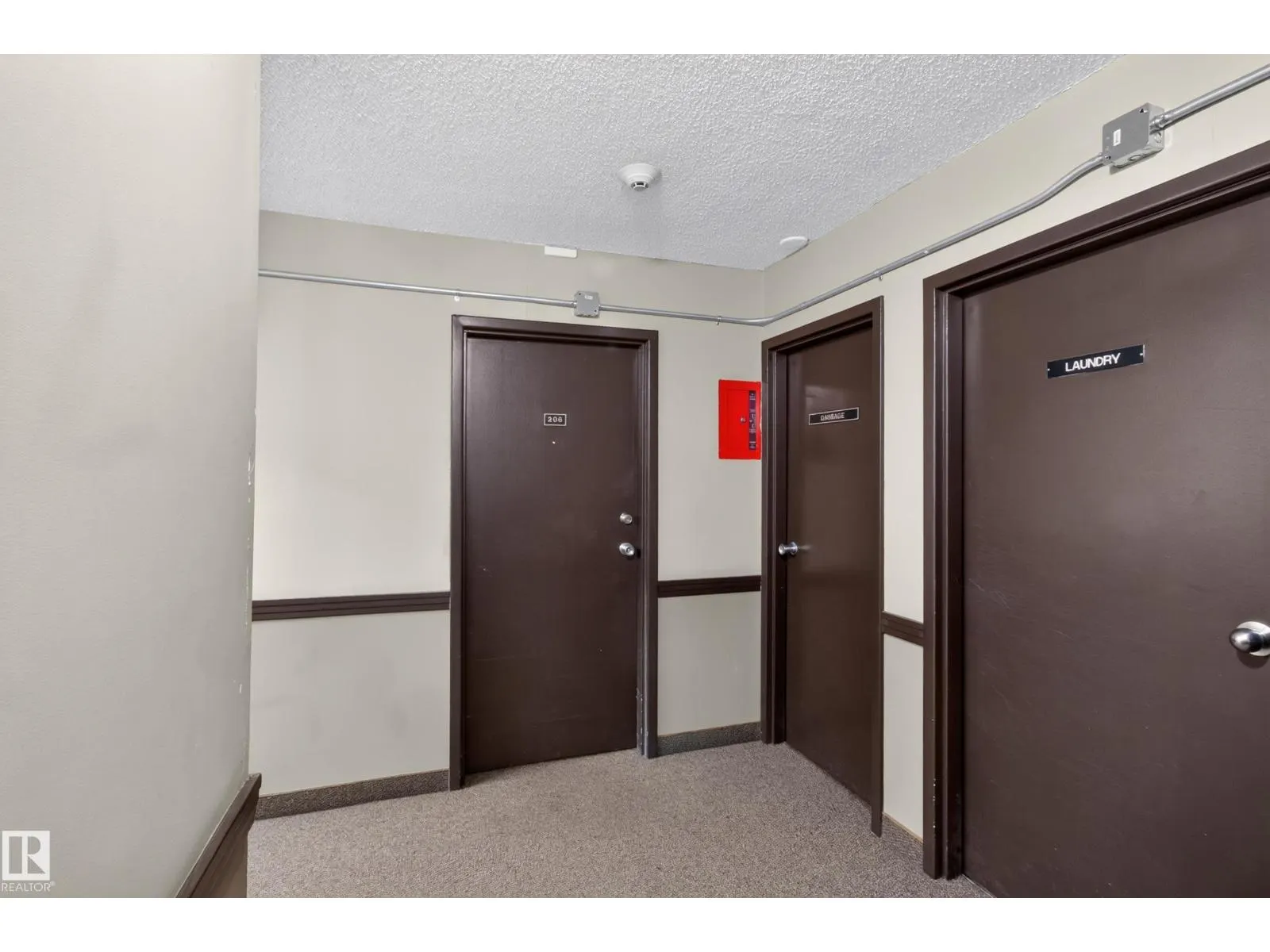 #206 10175 114 ST NW