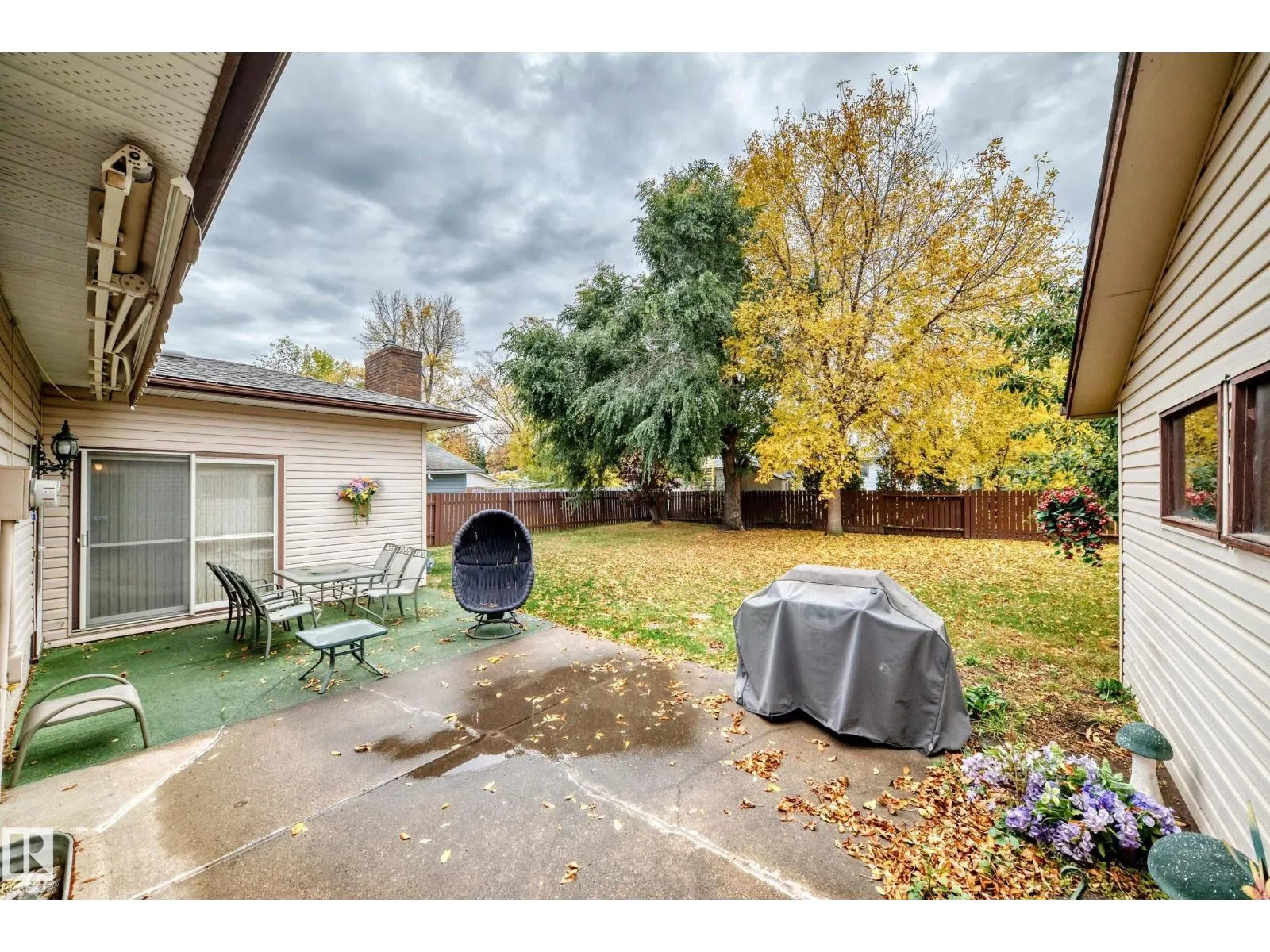 8612 176 ST NW