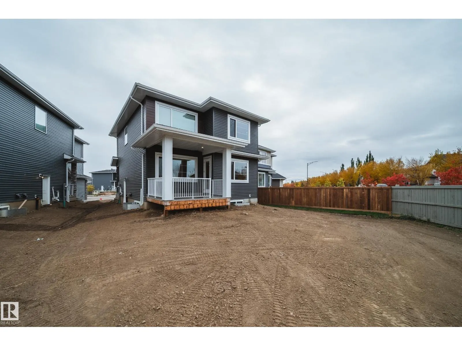 3142 Magpie WY NW