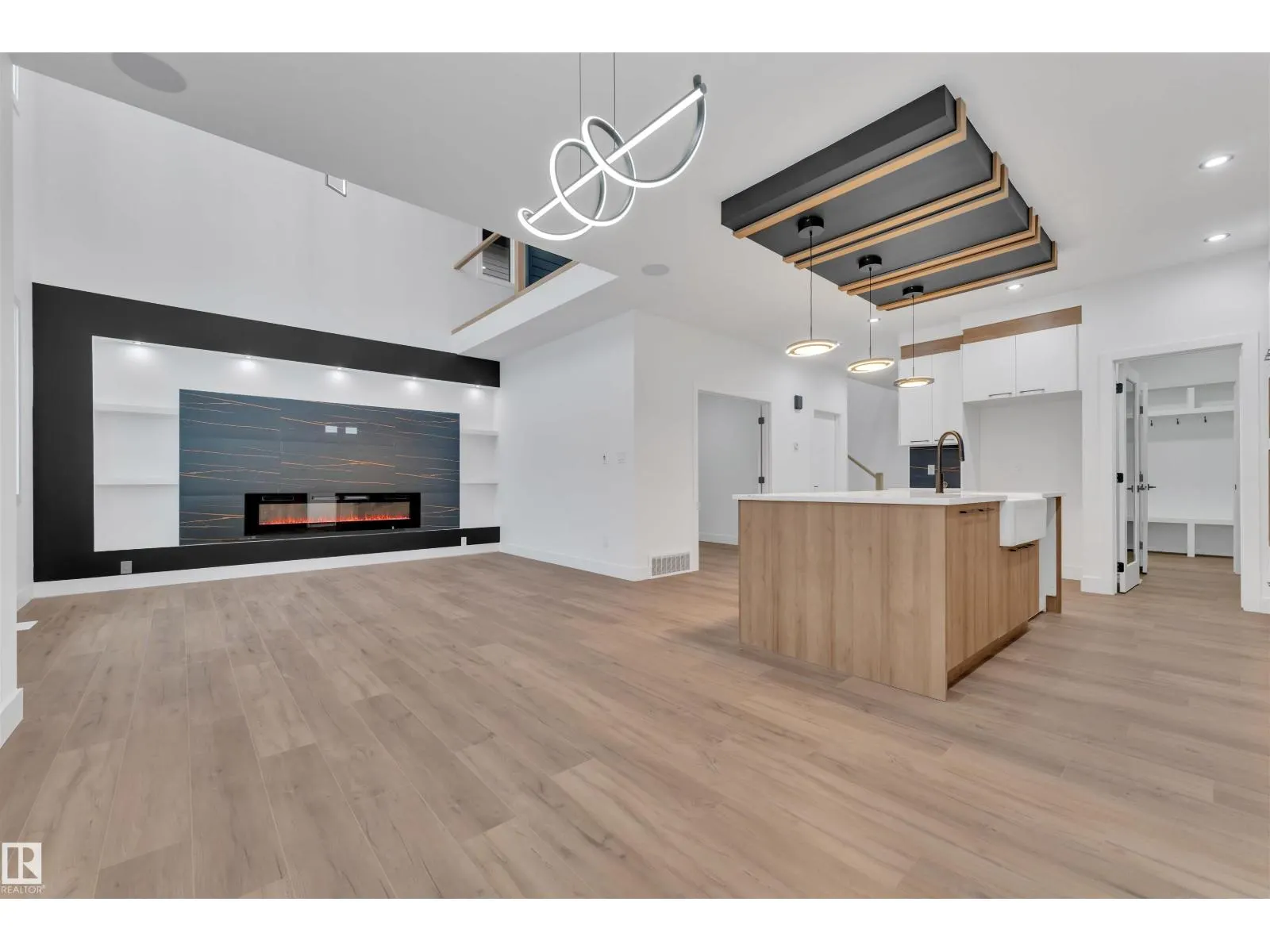 209 BASIN CO