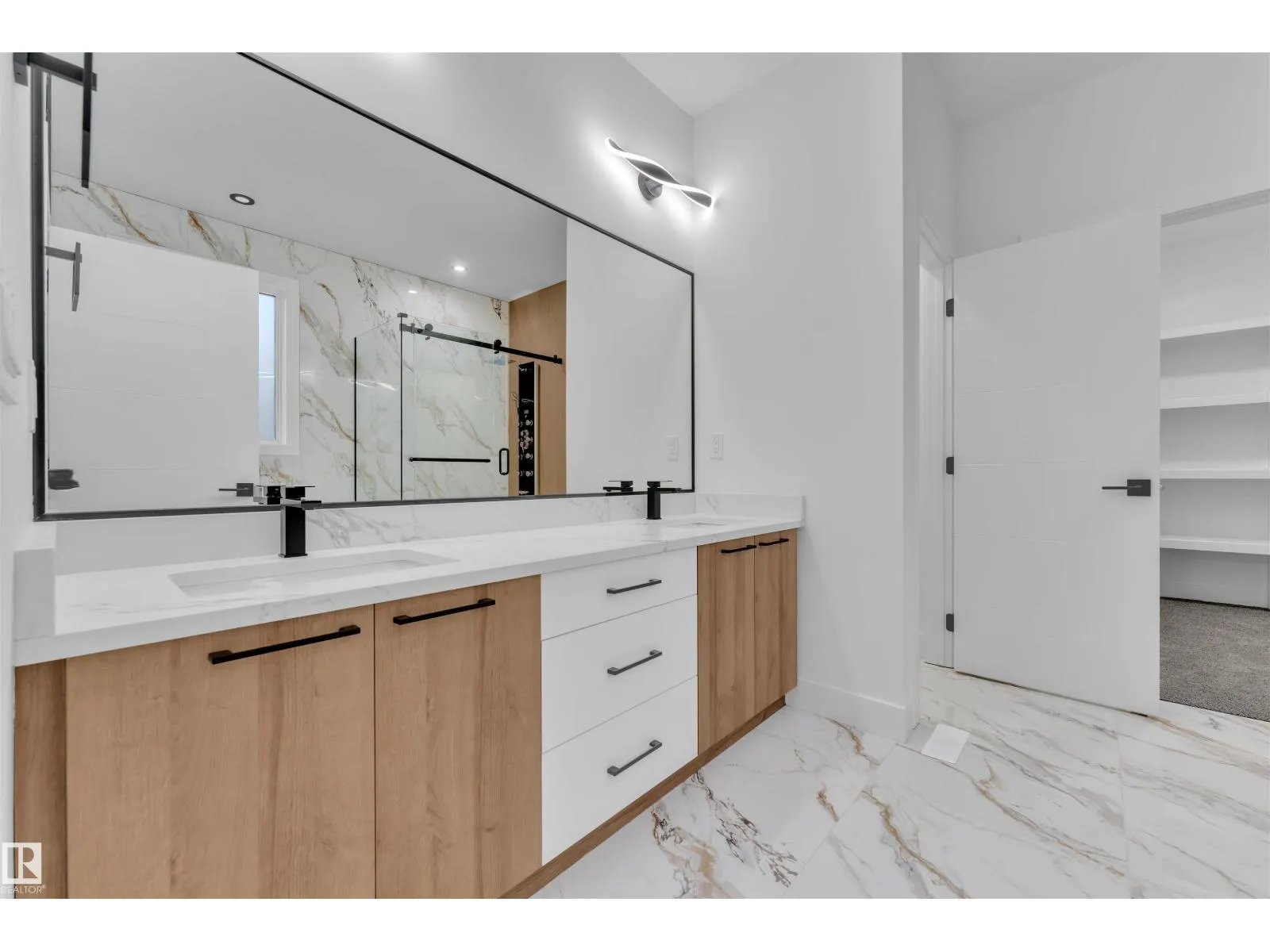 209 BASIN CO