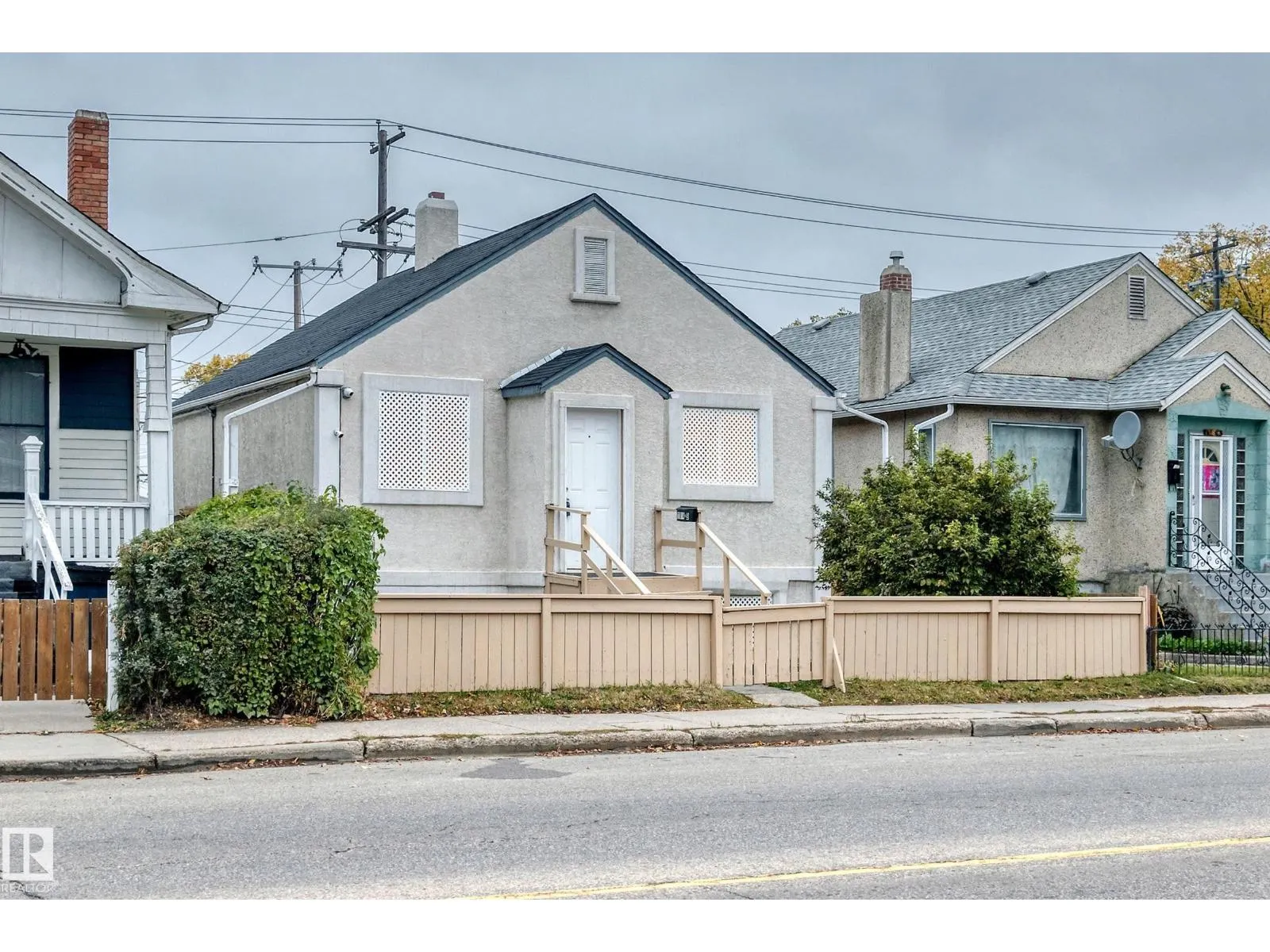 11014 95 ST NW