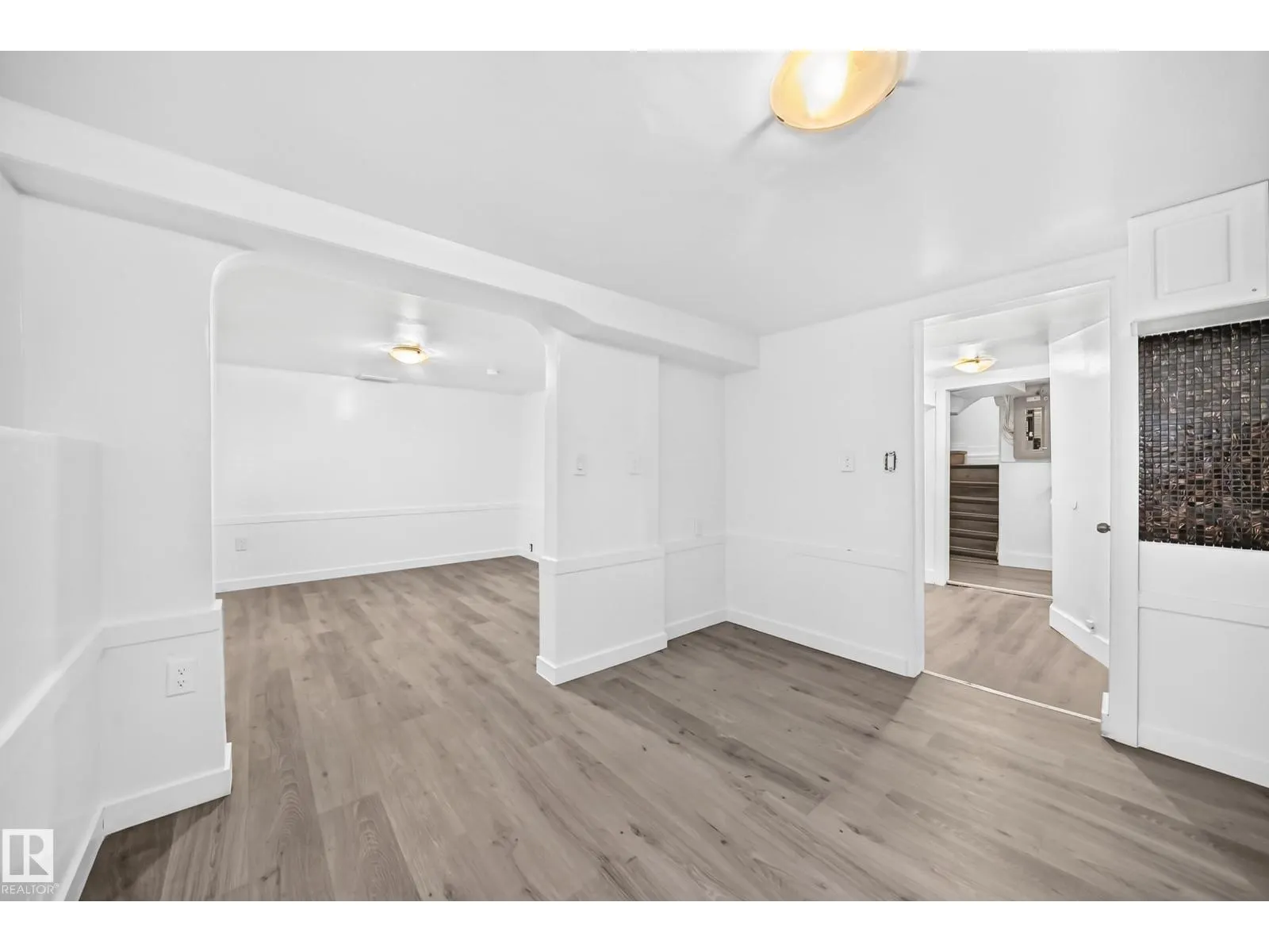 11014 95 ST NW