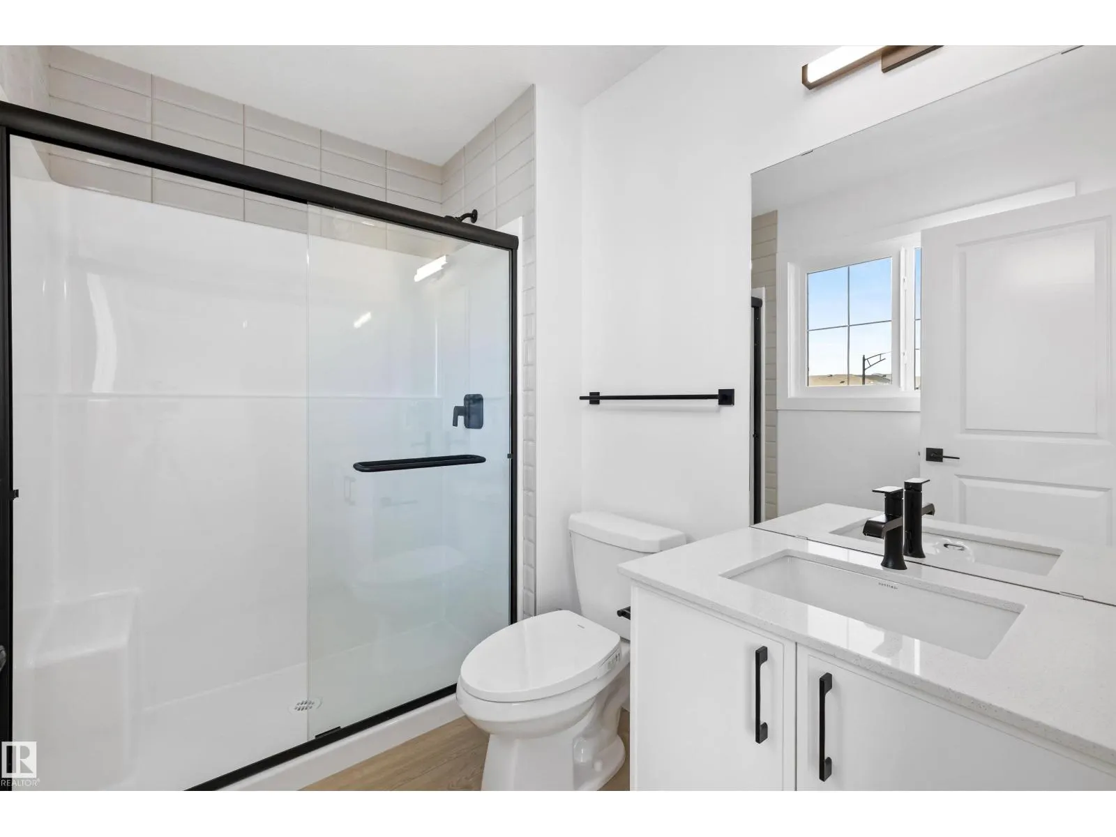 17544 63 ST NW