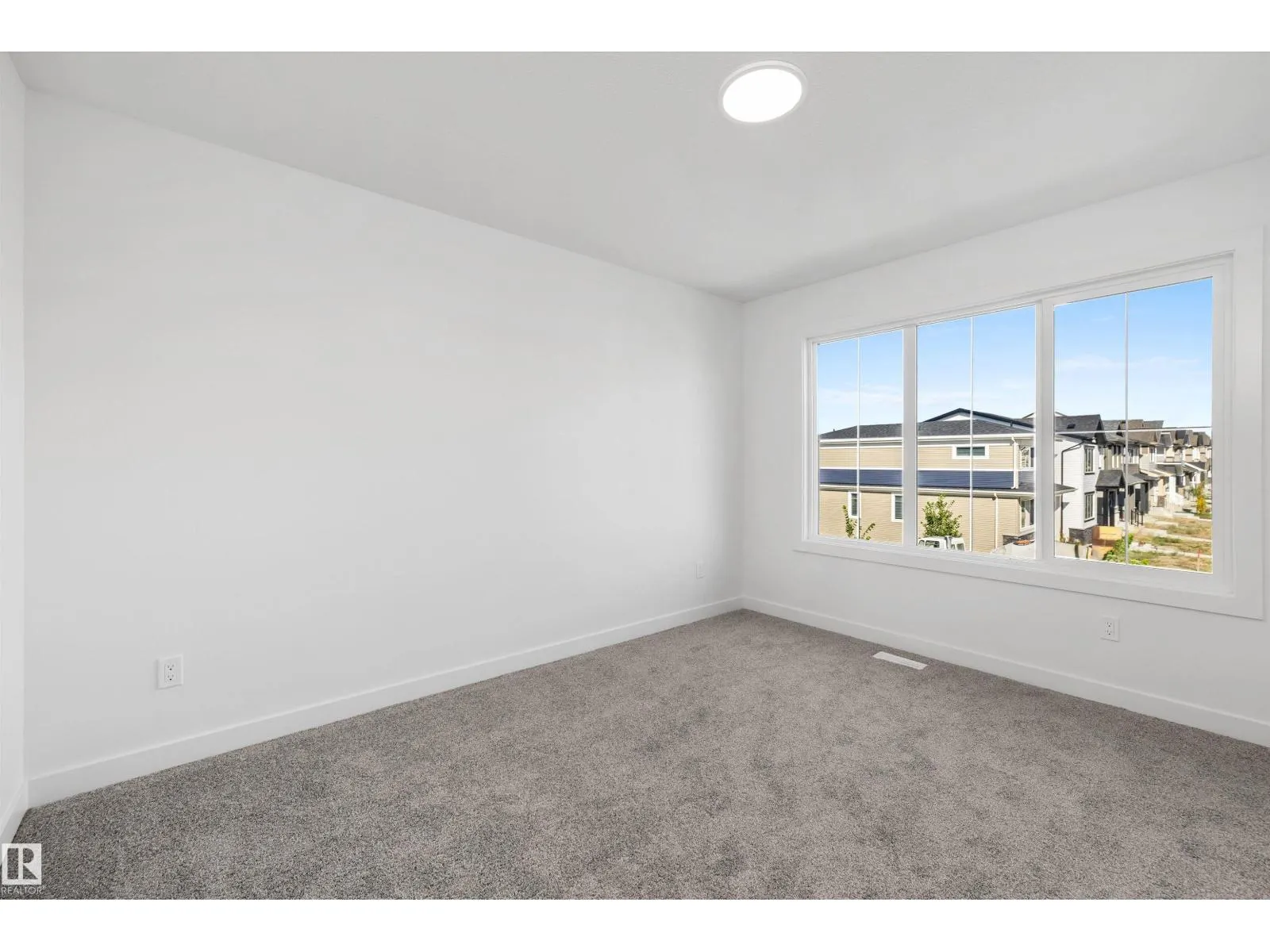 17544 63 ST NW