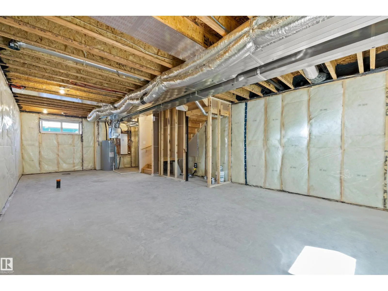 17544 63 ST NW