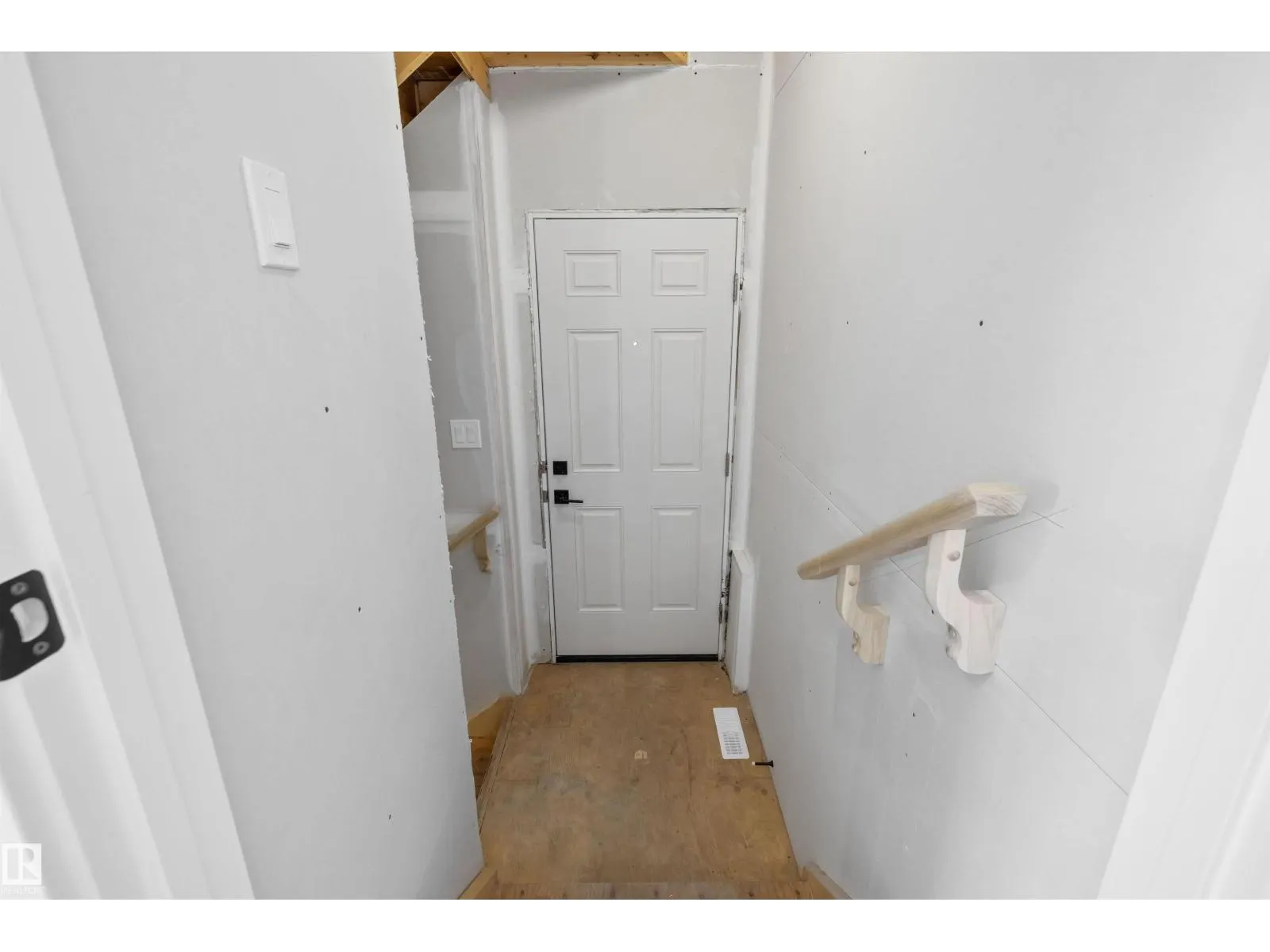17544 63 ST NW