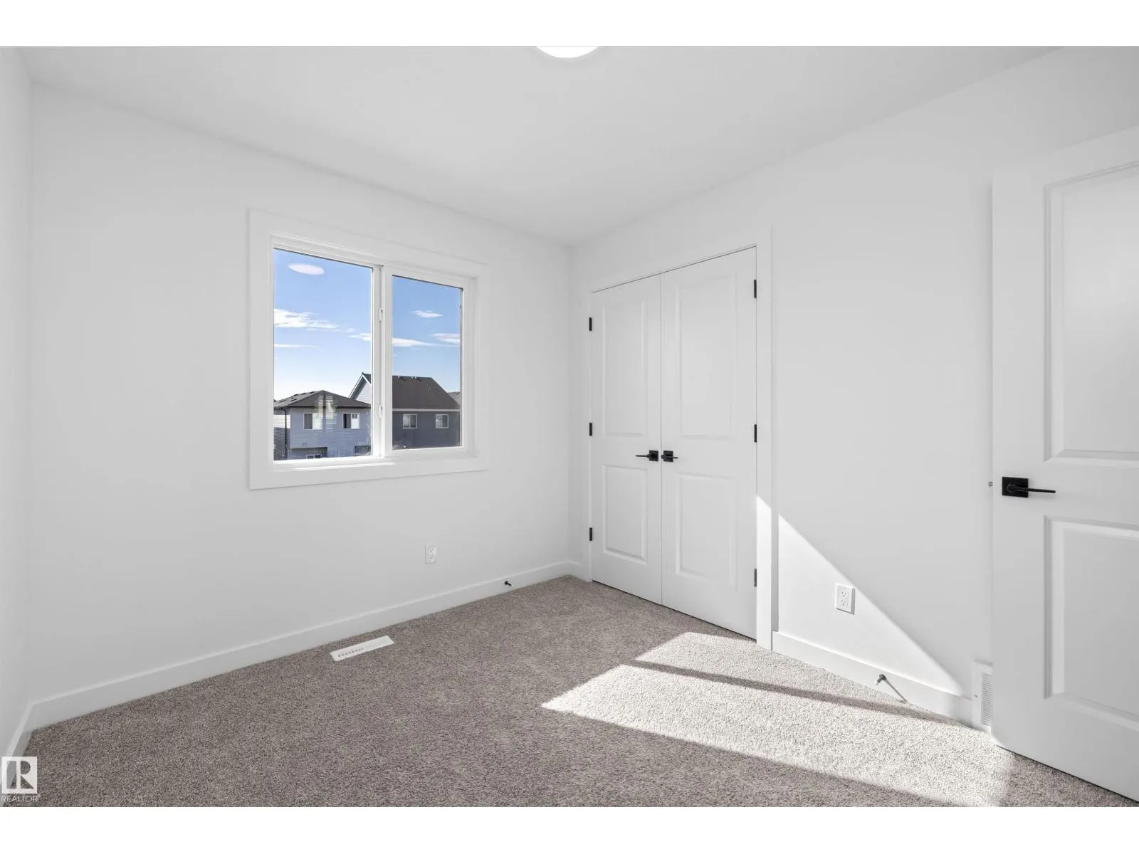 17544 63 ST NW