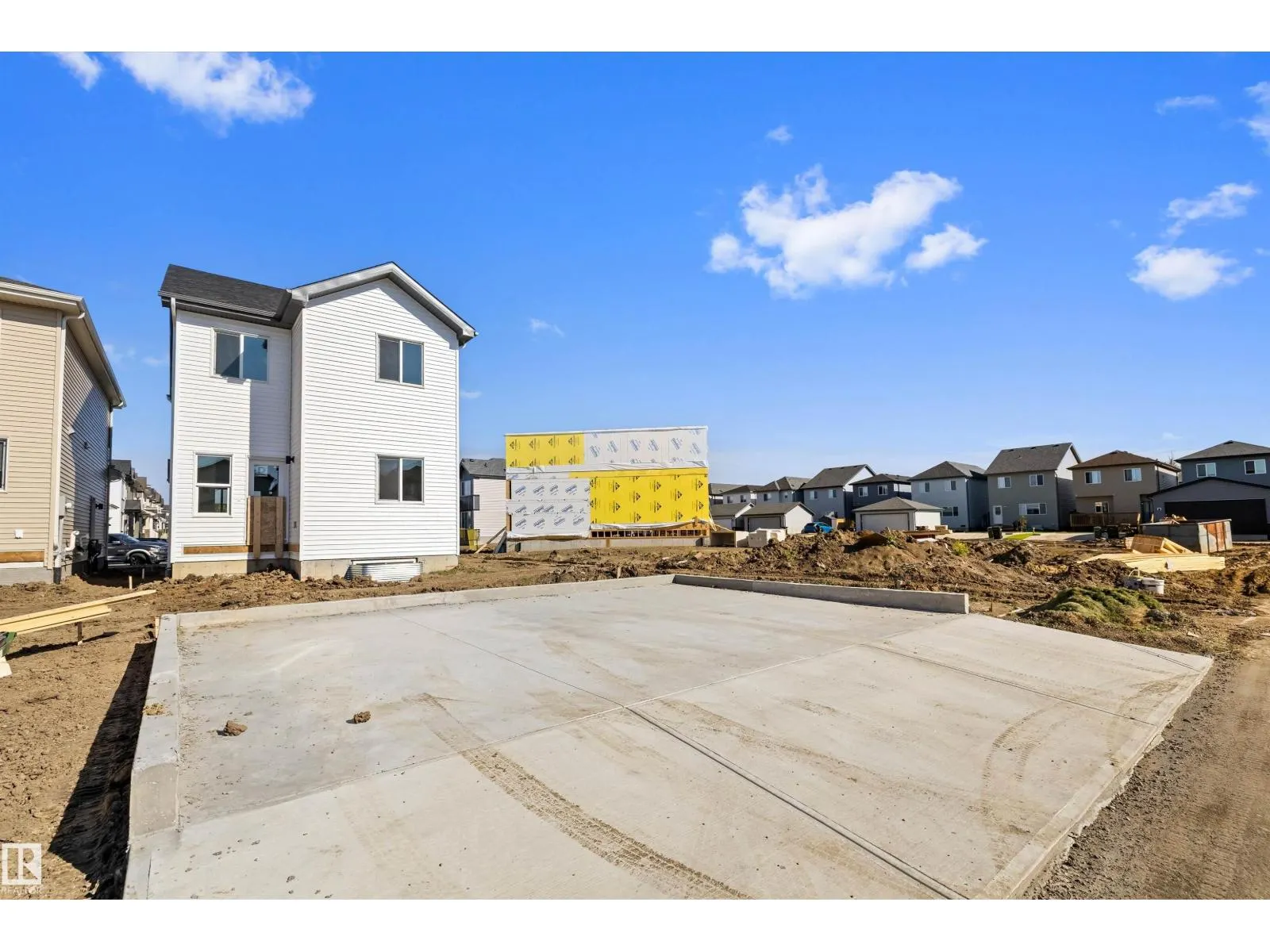 17544 63 ST NW