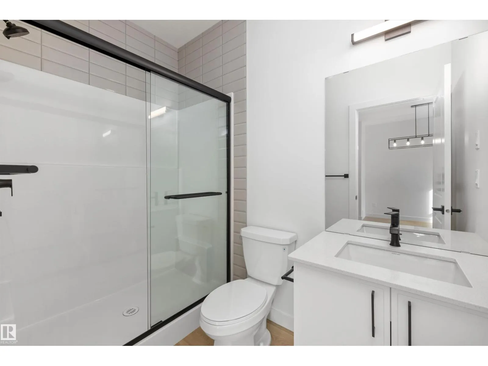 17544 63 ST NW