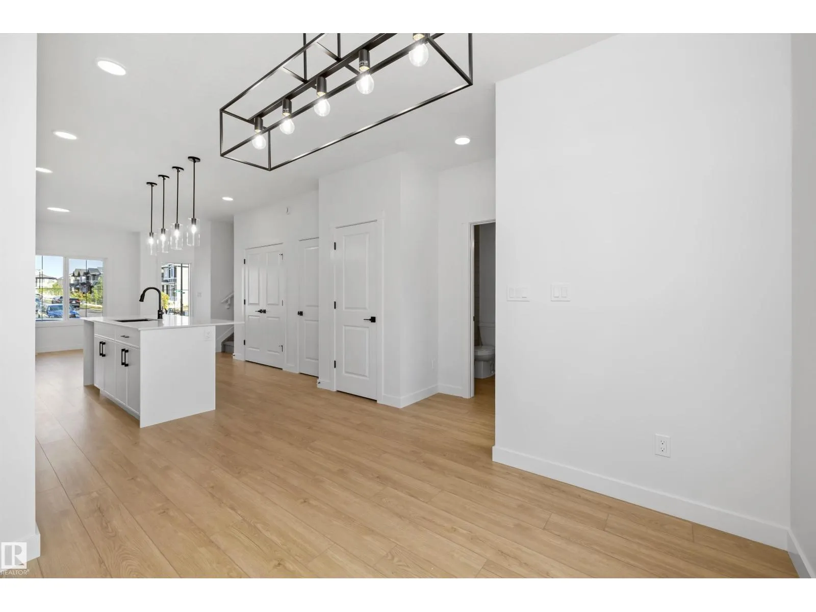 17544 63 ST NW