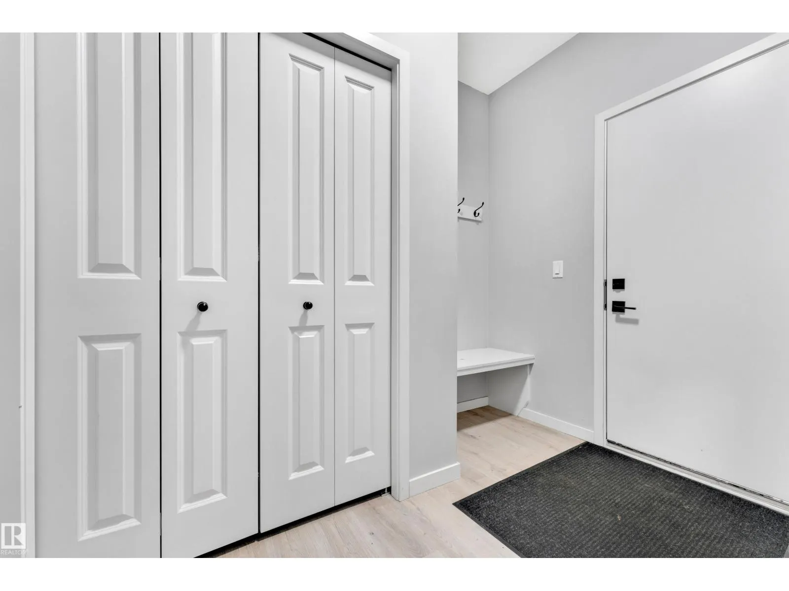 6364 174 AV NW