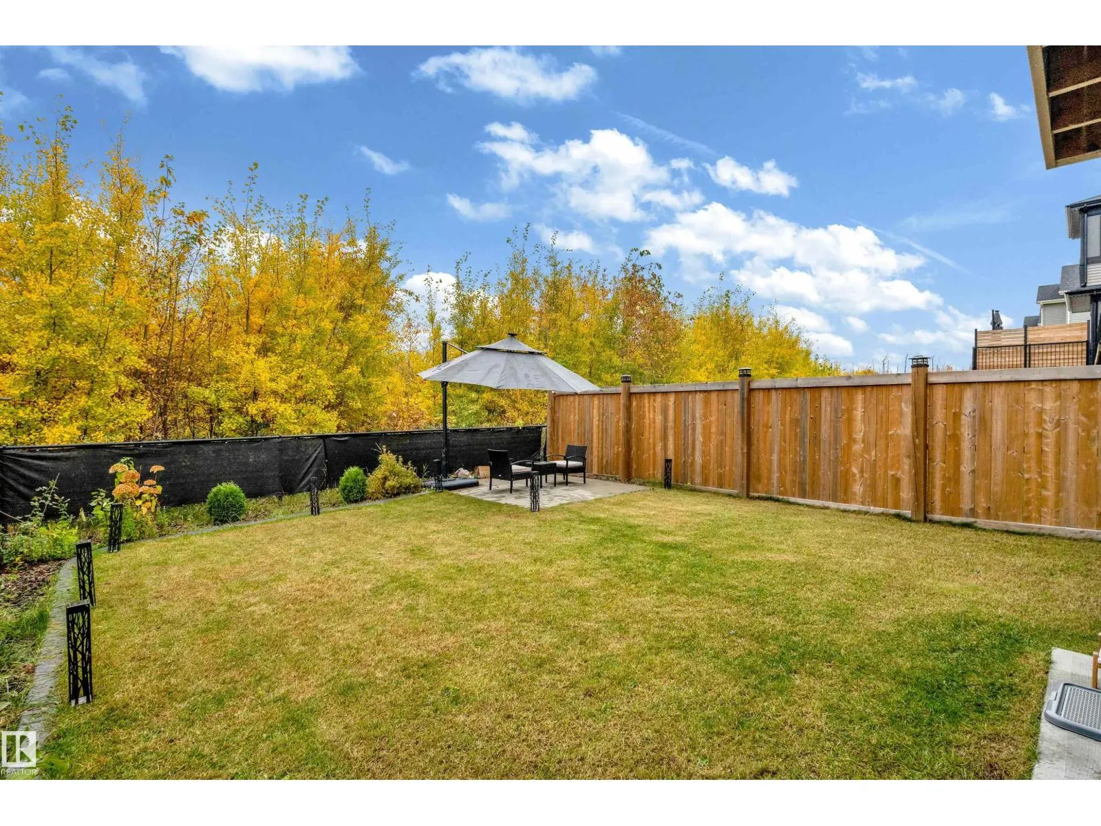 6364 174 AV NW