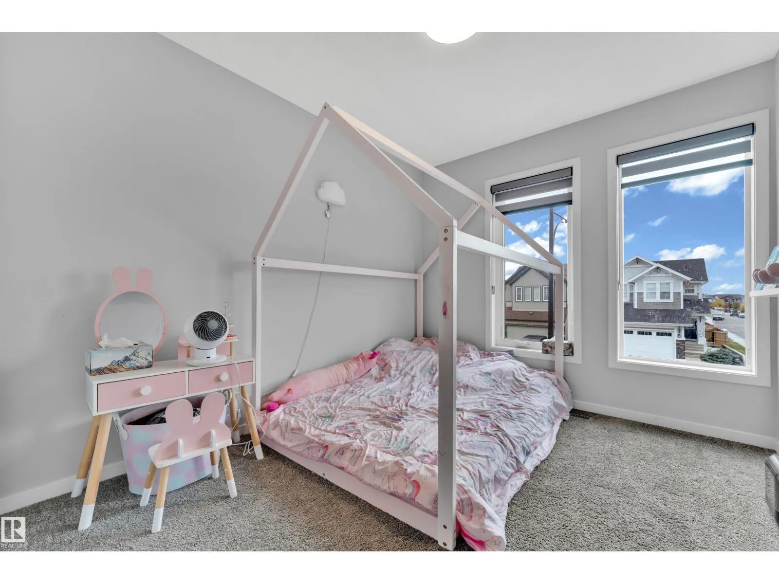 6364 174 AV NW