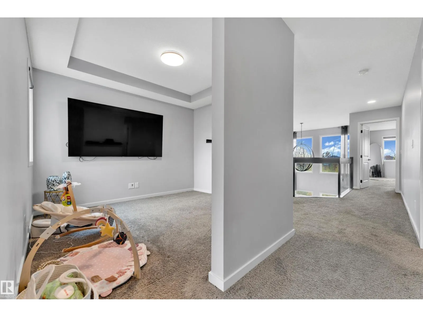 6364 174 AV NW