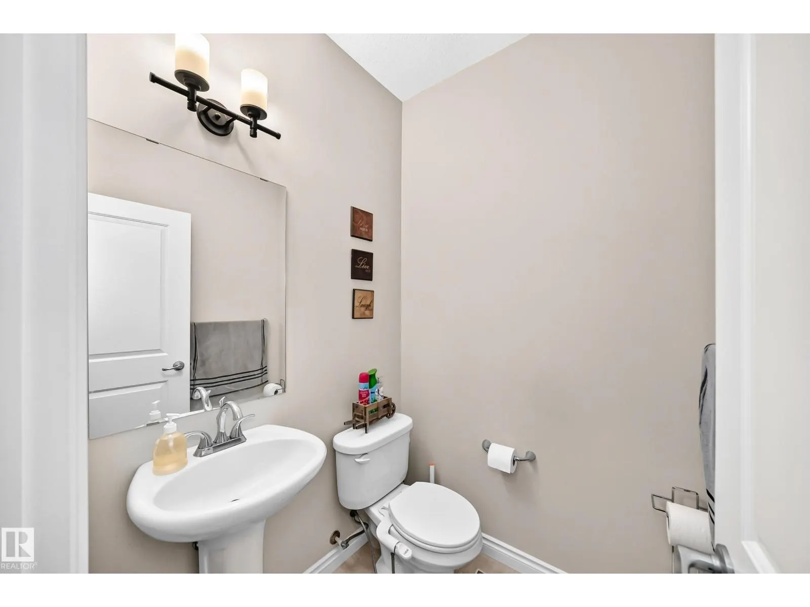 3179 WINSPEAR CR SW