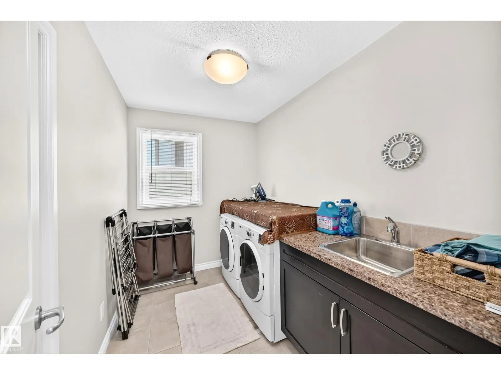 3179 WINSPEAR CR SW