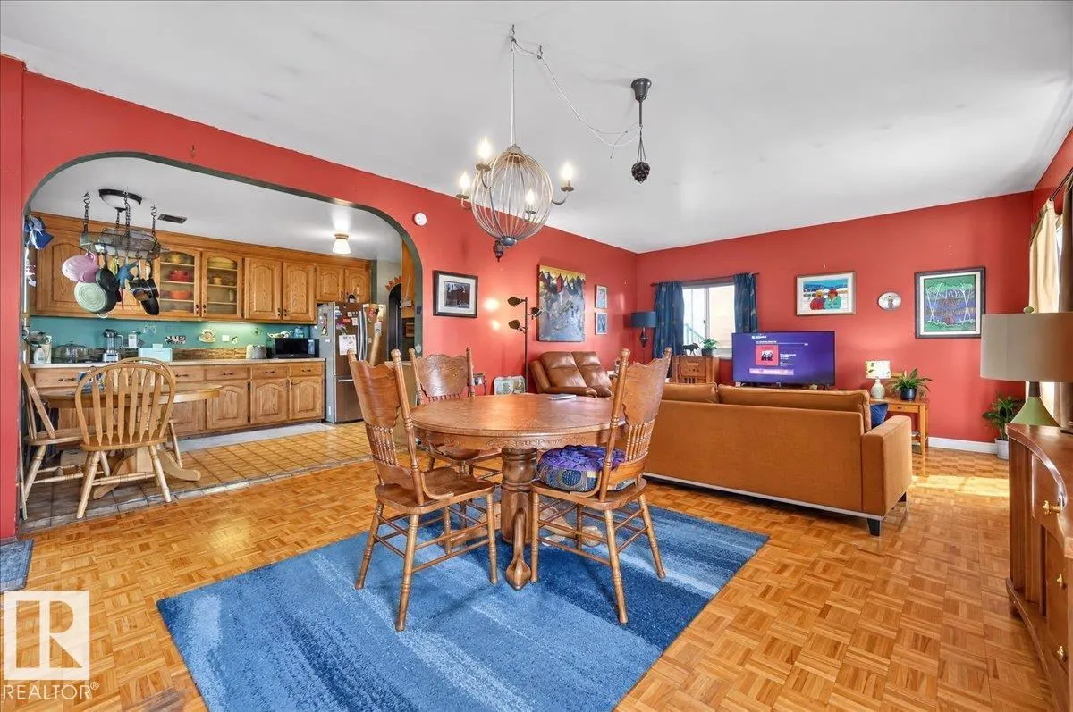 12331 107 ST NW